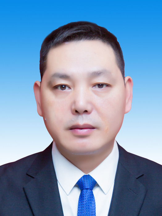 屈海波(湖南省張家界市桑植縣政協黨組成員、副主席) 屈海波(湖南省張家界市桑植縣政協黨組成員、副主席)