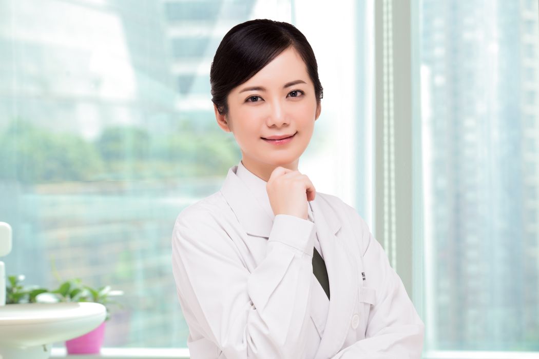 鐘華(重慶卓正醫療門診部執業醫師) 鐘華(重慶卓正醫療門診部執業醫師)