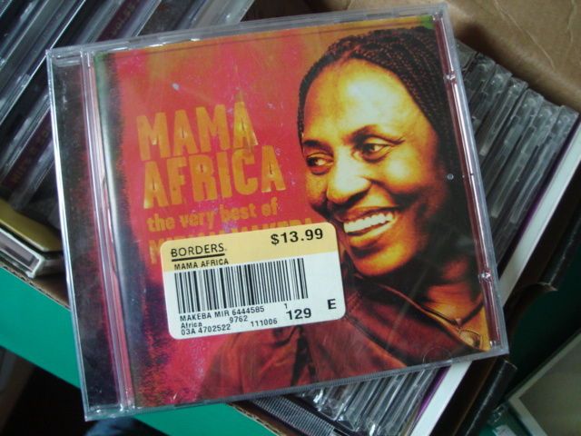 Mama Africa(非洲元老級搖滾女歌手) Mama Africa(非洲元老級搖滾女歌手)