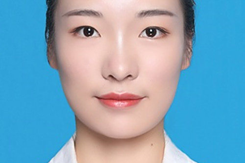 李詩婷(中國舞蹈家協會註冊舞蹈教師) 李詩婷(中國舞蹈家協會註冊舞蹈教師)