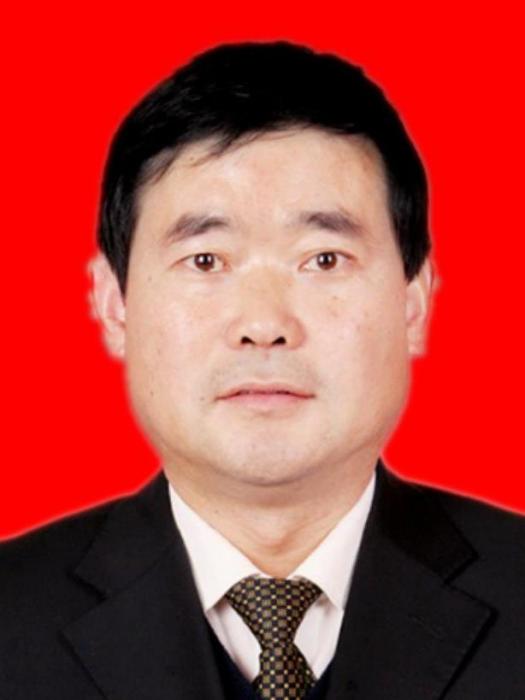 王占金(延安大學黨委副書記、紀委書記、陝西省監察委員會駐延安大學監察專員) 王占金(延安大學黨委副書記、紀委書記、陝西省監察委員會駐延安大學監察專員)