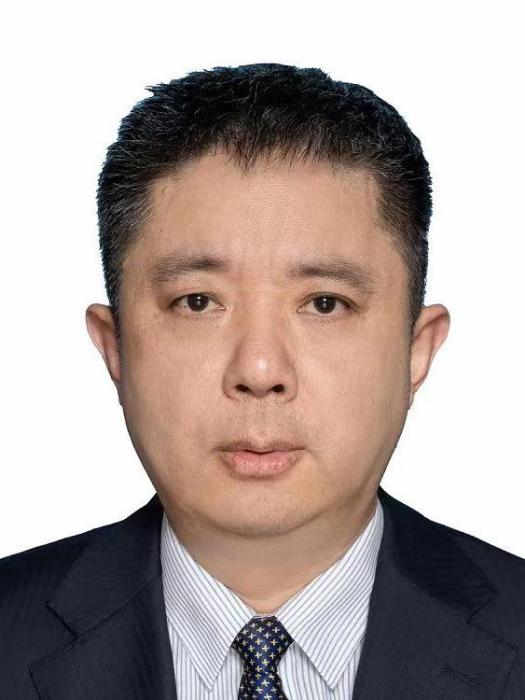 吳向東(安徽省第十四屆人民代表大會代表、中國電子科技集團公司第四十三研究所黨委書記、所長) 吳向東(安徽省第十四屆人民代表大會代表、中國電子科技集團公司第四十三研究所黨委書記、所長)