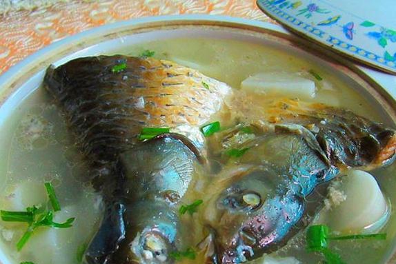 蘿蔔魚頭煲 蘿蔔魚頭煲