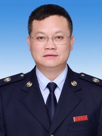 周曉明(上饒市信州區稅務局一級主辦、黨委委員、副局長) 周曉明(上饒市信州區稅務局一級主辦、黨委委員、副局長)