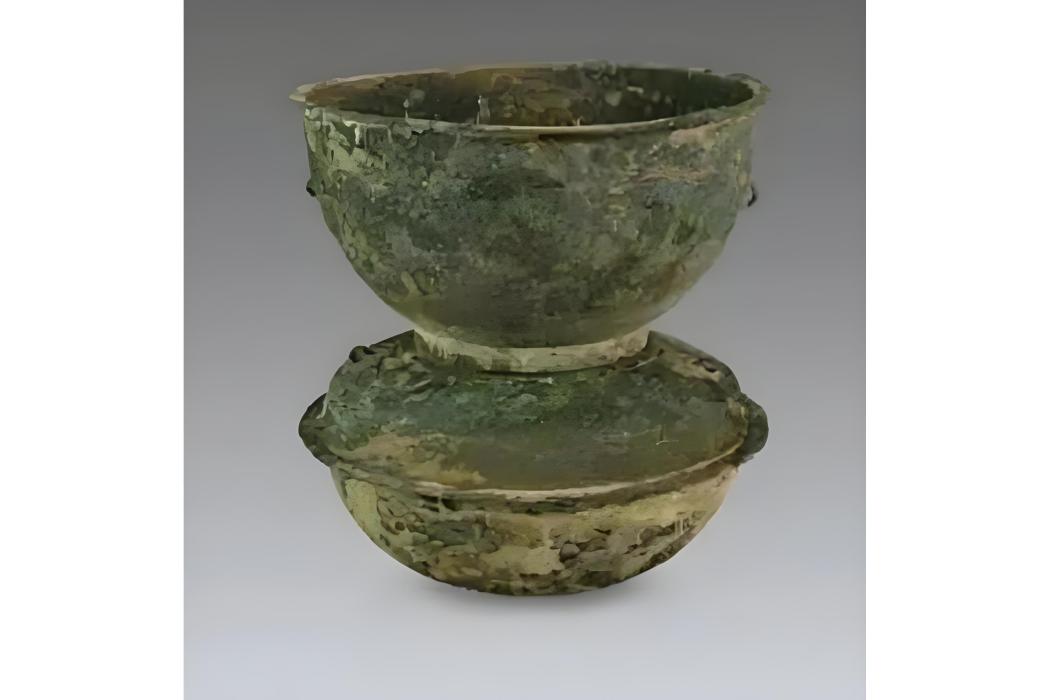 青銅甗(漢代文物) 青銅甗(漢代文物)