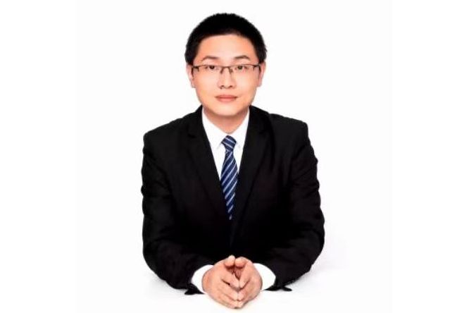 王燁(鄭州大學物理學院教授) 王燁(鄭州大學物理學院教授)