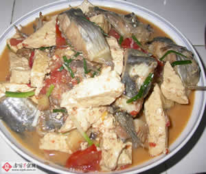 鯰魚燜豆腐