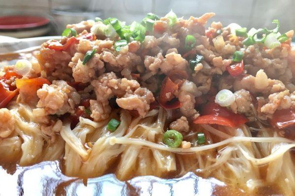 金針菇蒸雞肉 金針菇蒸雞肉