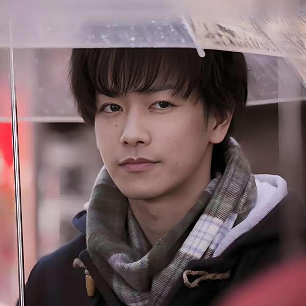萩尾律