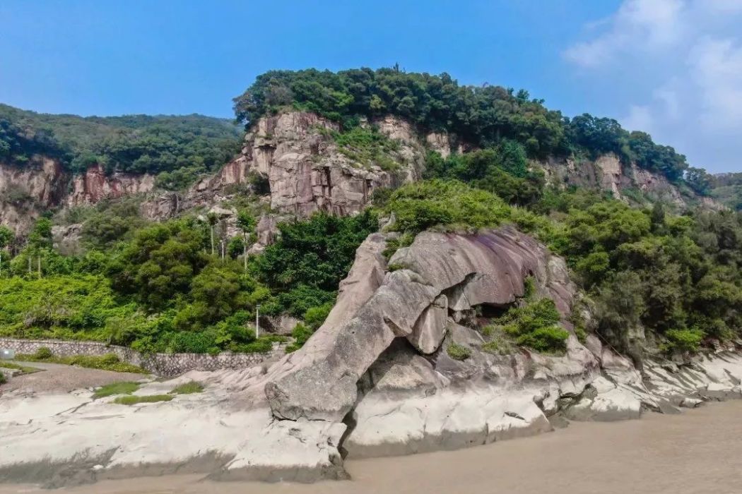 洞天岩 洞天岩