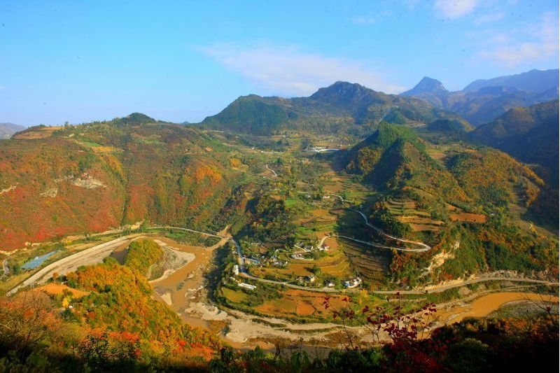 隴南山地 隴南山地