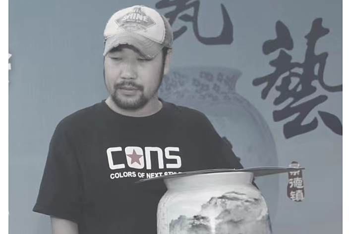 方武強(景德鎮市第七批非物質文化遺產傳承人) 方武強(景德鎮市第七批非物質文化遺產傳承人)
