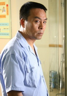 男人立正 男人立正