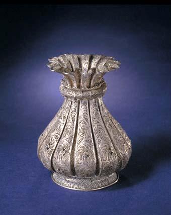 銀累絲花瓶