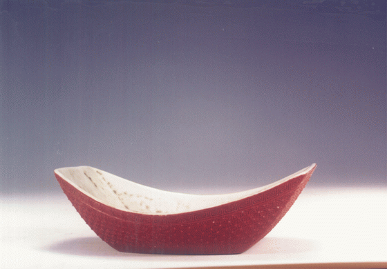 仿雕漆瓷茶船