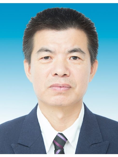 李建波(山東省濱州市陽信縣工信局黨組成員、縣化安轉辦專職副主任) 李建波(山東省濱州市陽信縣工信局黨組成員、縣化安轉辦專職副主任)