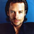 蓋·皮爾斯(Guy Pearce) 蓋·皮爾斯(Guy Pearce)