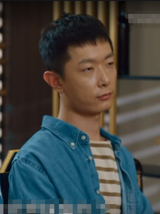 許瀟(家庭倫理劇《致命主婦》中的角色) 許瀟(家庭倫理劇《致命主婦》中的角色)