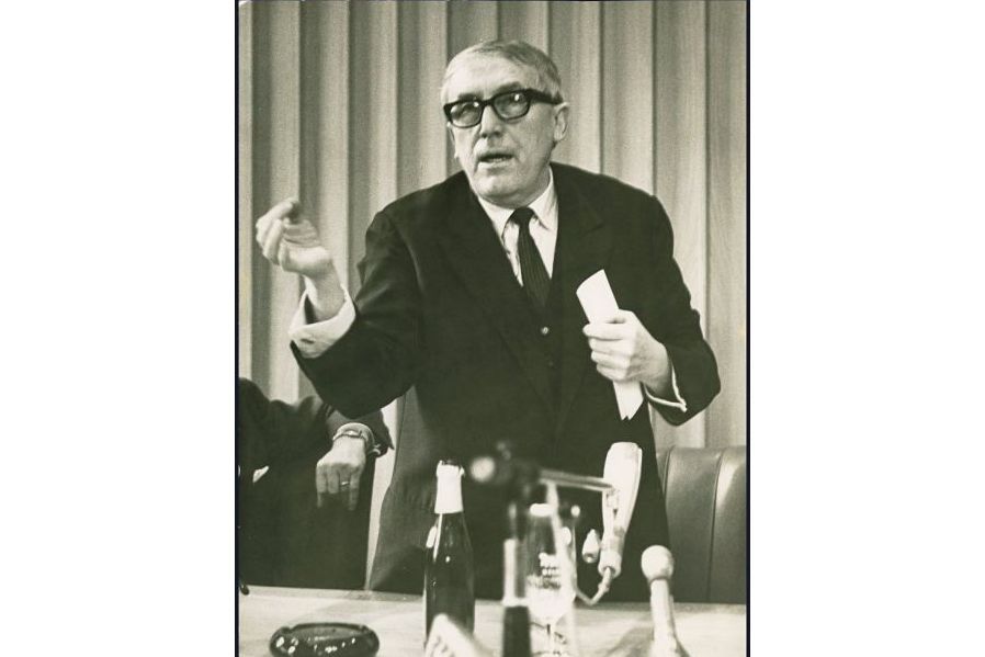ARNOLD BODE ARNOLD BODE
