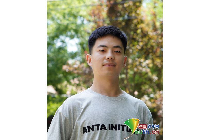 趙昆昆(西安交通大學研究生支教團成員) 趙昆昆(西安交通大學研究生支教團成員)
