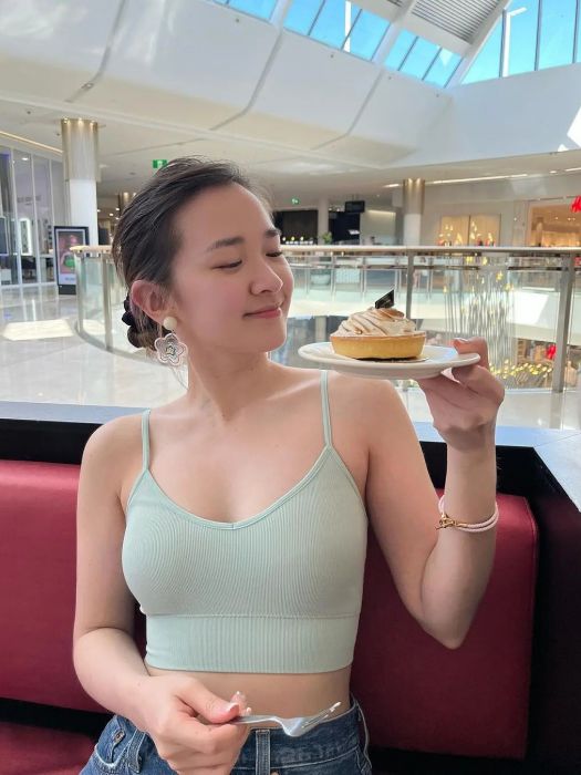 陳紫萱(中國女演員) 陳紫萱(中國女演員)