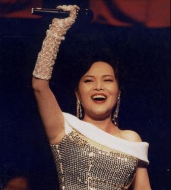 舊時情(龍飄飄演唱歌曲) 舊時情(龍飄飄演唱歌曲)