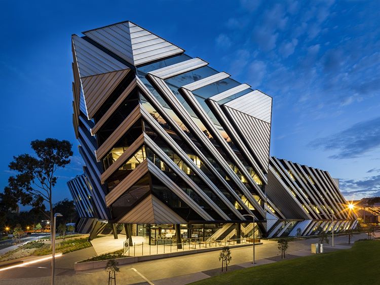 蒙納士大學(澳大利亞蒙納士大學)