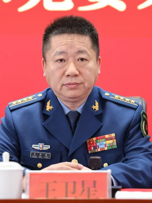 王衛星(吉林省白城軍分區大校司令員) 王衛星(吉林省白城軍分區大校司令員)