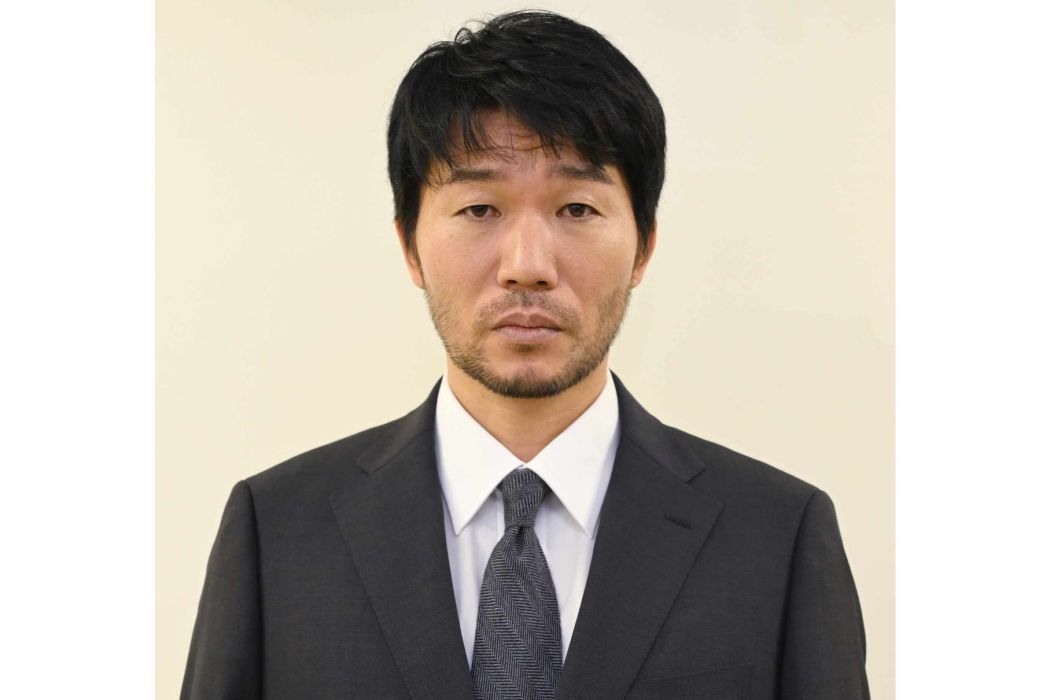 岡部靖文 岡部靖文