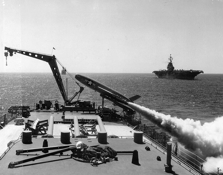 洛杉磯號巡洋艦發射RGM-6獅子座飛彈