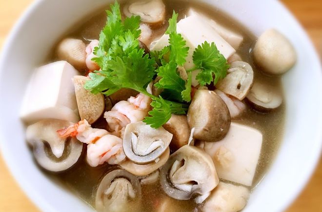 鮮草菇湯 鮮草菇湯