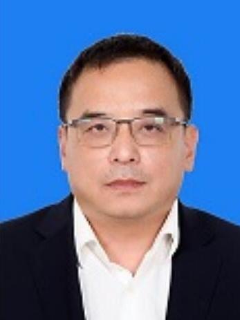 王海城(山東省濟南市市中區行政審批服務局黨組成員、副局長,區企業服務中心主任) 王海城(山東省濟南市市中區行政審批服務局黨組成員、副局長,區企業服務中心主任)