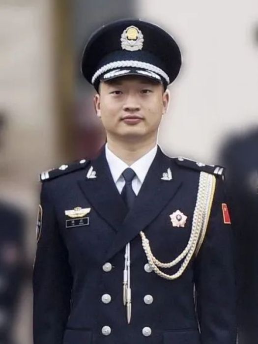 譚盛(廣西桂林監獄(監獄醫院)監區長) 譚盛(廣西桂林監獄(監獄醫院)監區長)