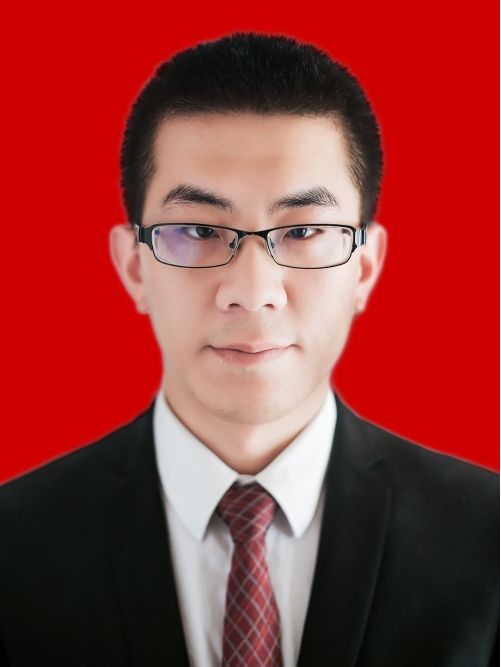 何洪宇 何洪宇
