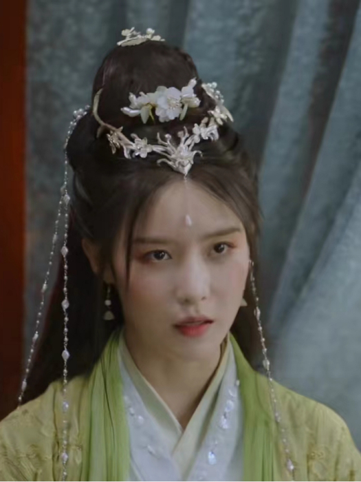 南屏(電視劇《玄璃美人煞》中的關鍵角色) 南屏(電視劇《玄璃美人煞》中的關鍵角色)