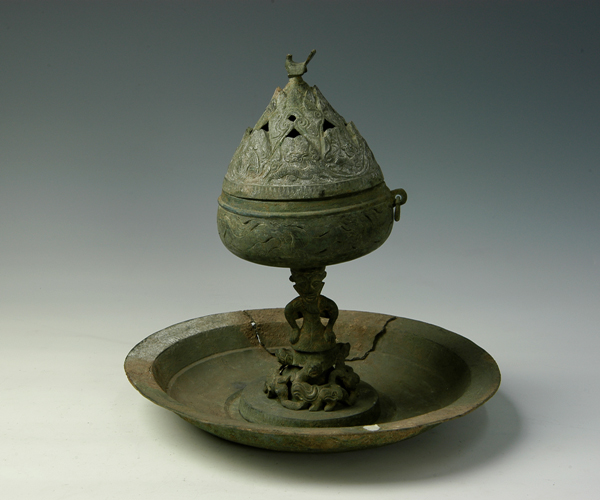 漢銅博山爐（河南博物院藏）