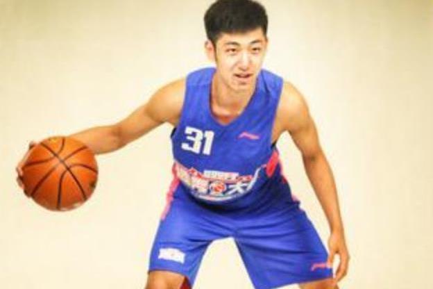 王昊宇(中國籃球運動員) 王昊宇(中國籃球運動員)