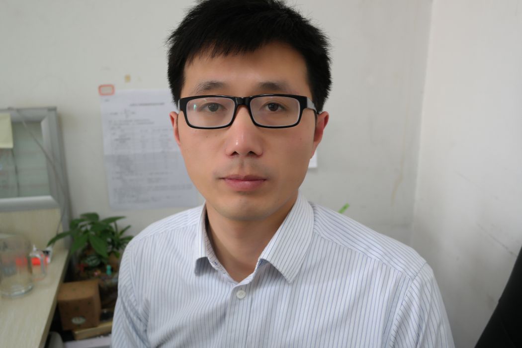 姜德立 姜德立