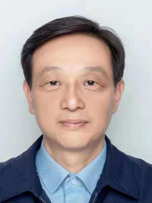 王寧波(湖北省監利市市場監督管理局黨組成員、副局長) 王寧波(湖北省監利市市場監督管理局黨組成員、副局長)