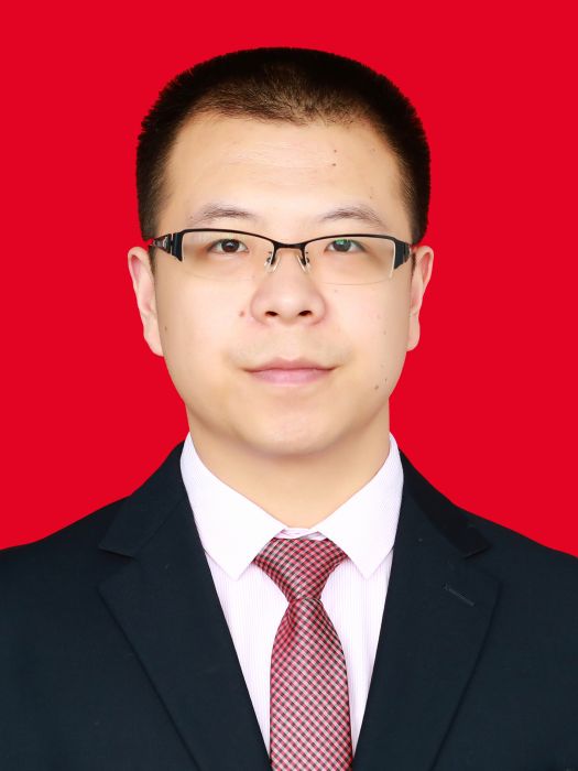 何昇林 何昇林