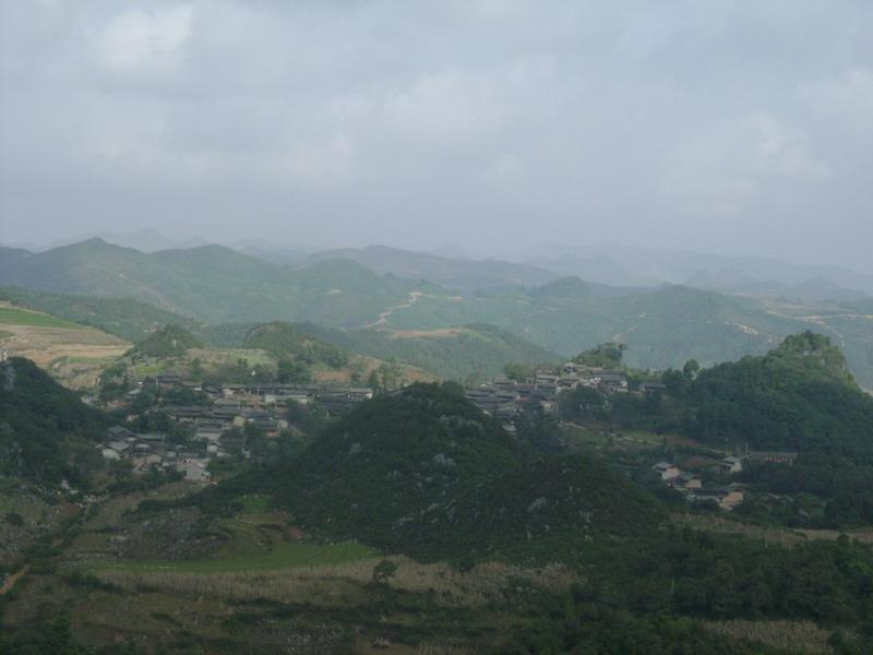 大白路村(雲南省文山州丘北縣下轄村) 大白路村(雲南省文山州丘北縣下轄村)