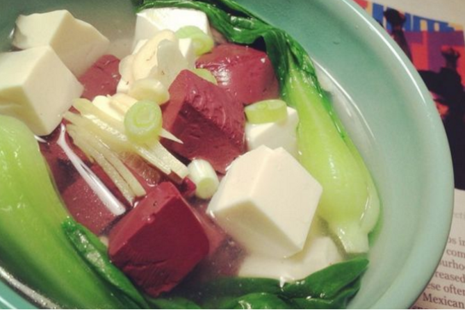 雙色豆腐湯