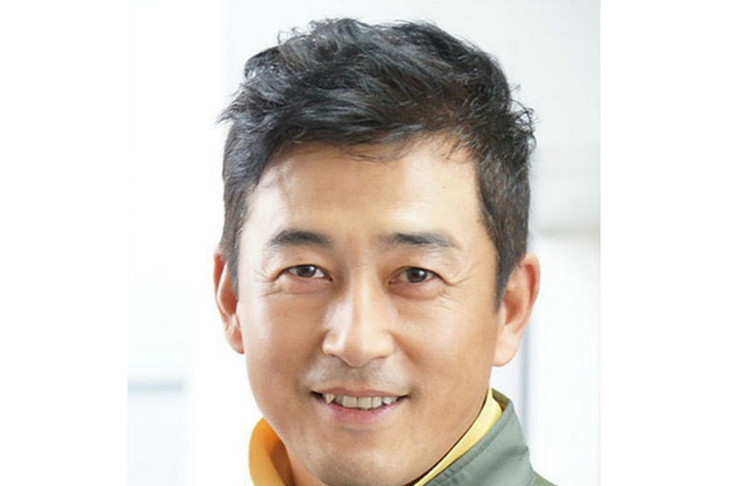 Zhifei Wang