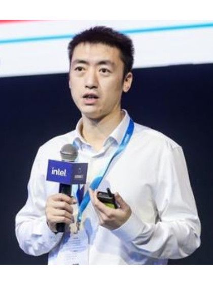 陳曉輝(武漢慧聯無限集團副總裁) 陳曉輝(武漢慧聯無限集團副總裁)
