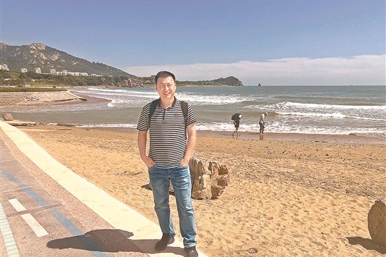 劉振國(吉林石化分公司研究院乙丙橡膠研究所副所長) 劉振國(吉林石化分公司研究院乙丙橡膠研究所副所長)