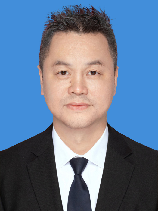 陳英(重慶市南岸區天文街道黨工委副書記、辦事處主任) 陳英(重慶市南岸區天文街道黨工委副書記、辦事處主任)