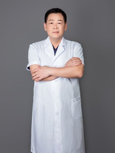 周勇(佛山市禪城區蘇李秀英醫院醫生) 周勇(佛山市禪城區蘇李秀英醫院醫生)