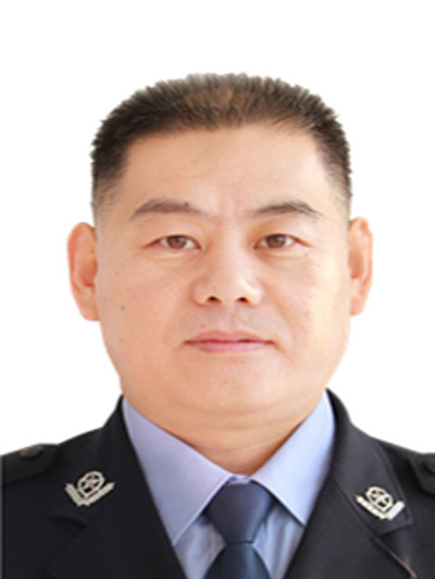 徐健(山東省臨沂市莒南縣公安局黨委委員、副局長,一級警長) 徐健(山東省臨沂市莒南縣公安局黨委委員、副局長,一級警長)