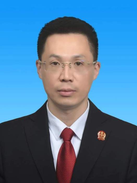 易祖斌(茶陵縣人民法院黨組書記、院長) 易祖斌(茶陵縣人民法院黨組書記、院長)