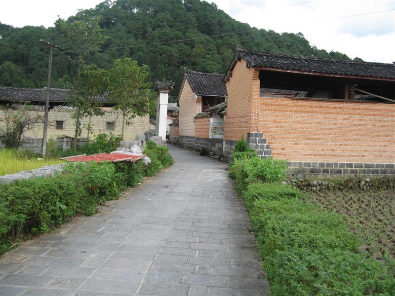 艾家寨村 艾家寨村